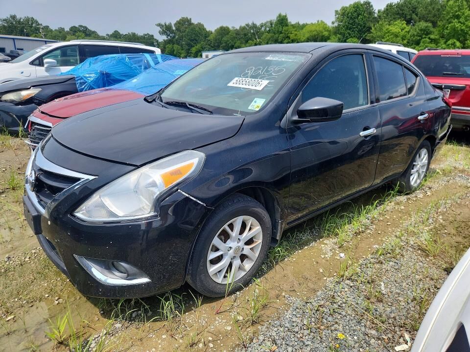 2019 NISSAN Versa