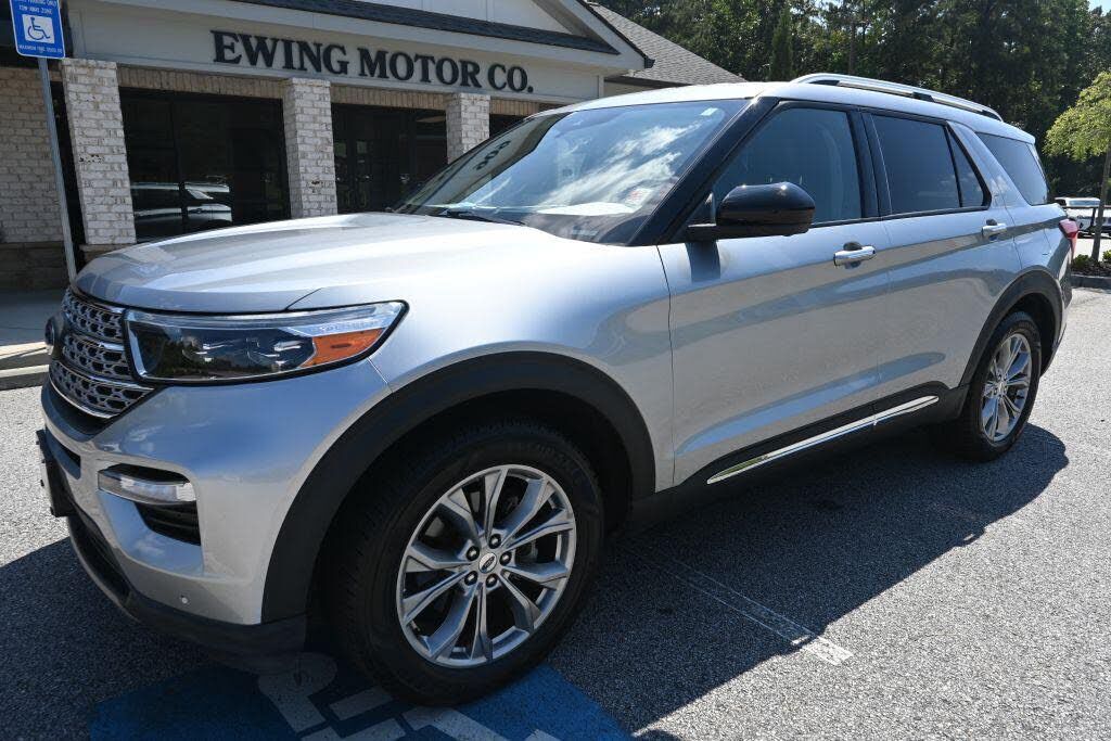2023 FORD Explorer