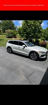 2020 VOLVO V60CC