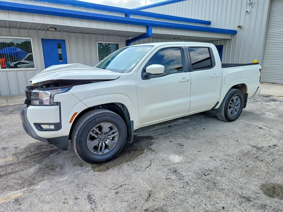 2025 NISSAN Frontier