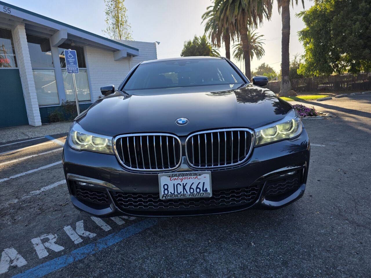 2019 BMW 740i