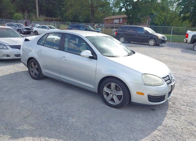 2010 VOLKSWAGEN Jetta
