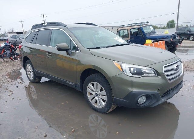 2015 SUBARU Outback