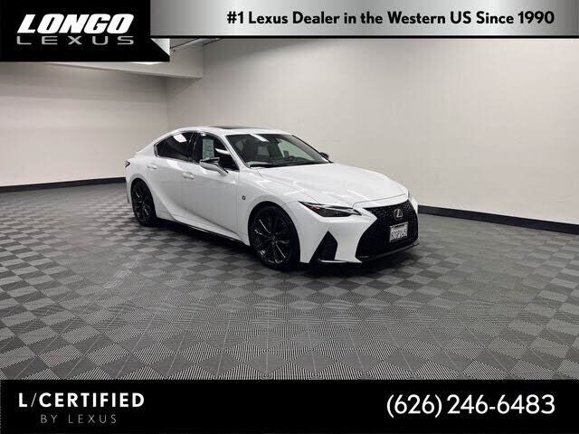 2022 LEXUS IS