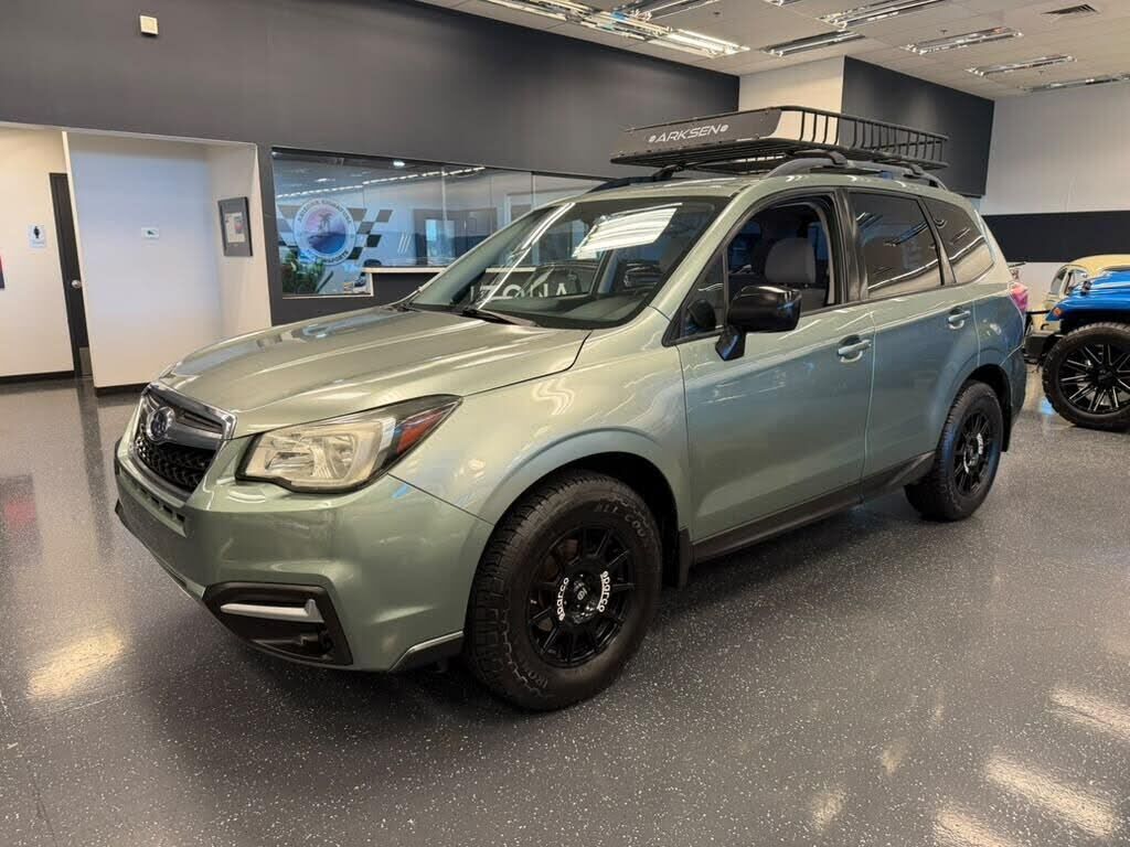 2017 SUBARU Forester