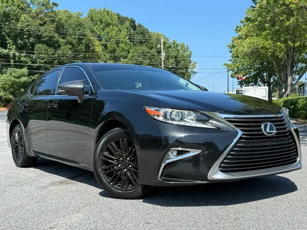 2016 LEXUS ES