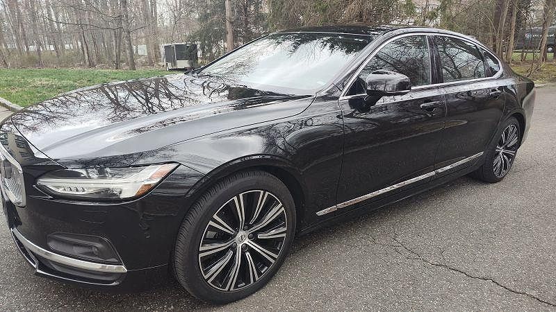 2024 VOLVO S90