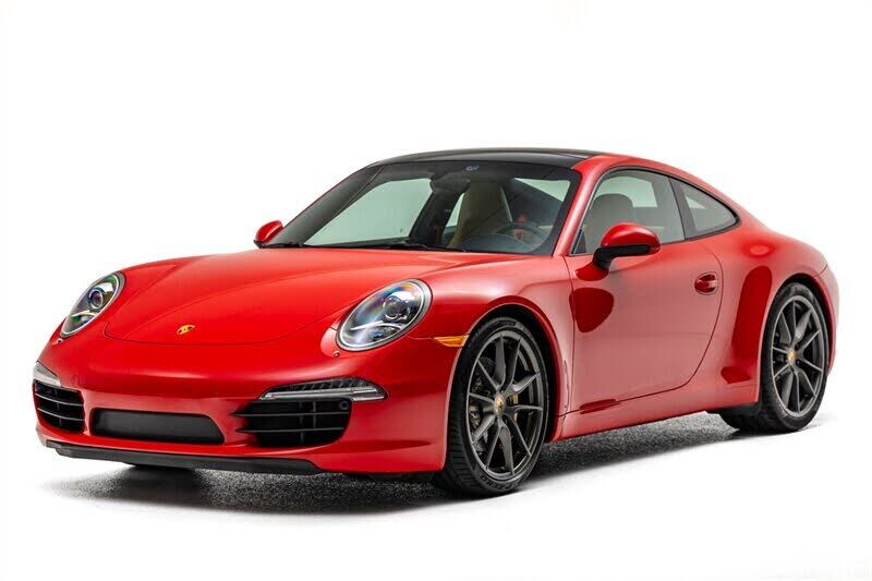 2015 PORSCHE 911