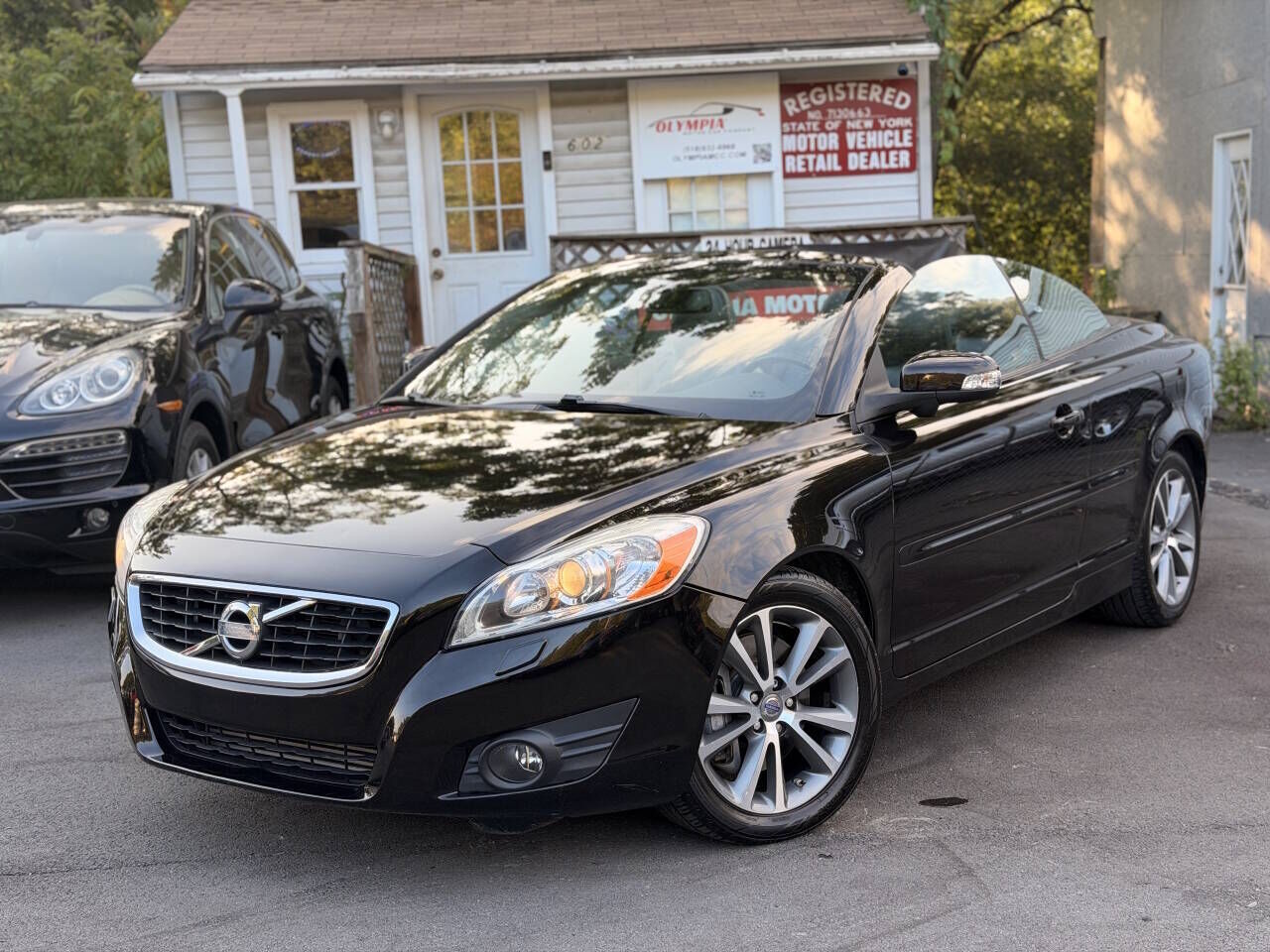 2011 VOLVO C70
