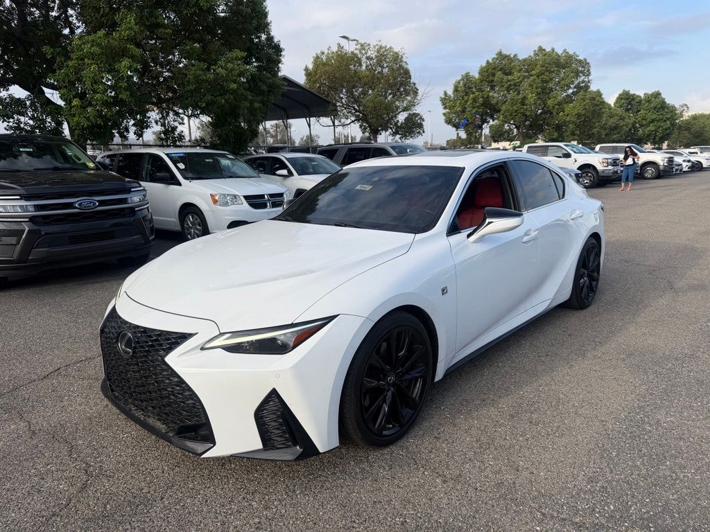 2022 LEXUS IS