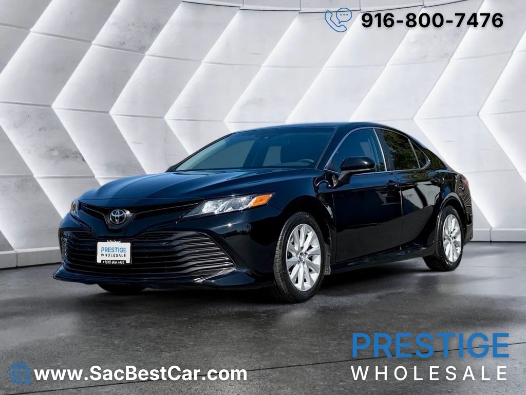 2018 TOYOTA Camry