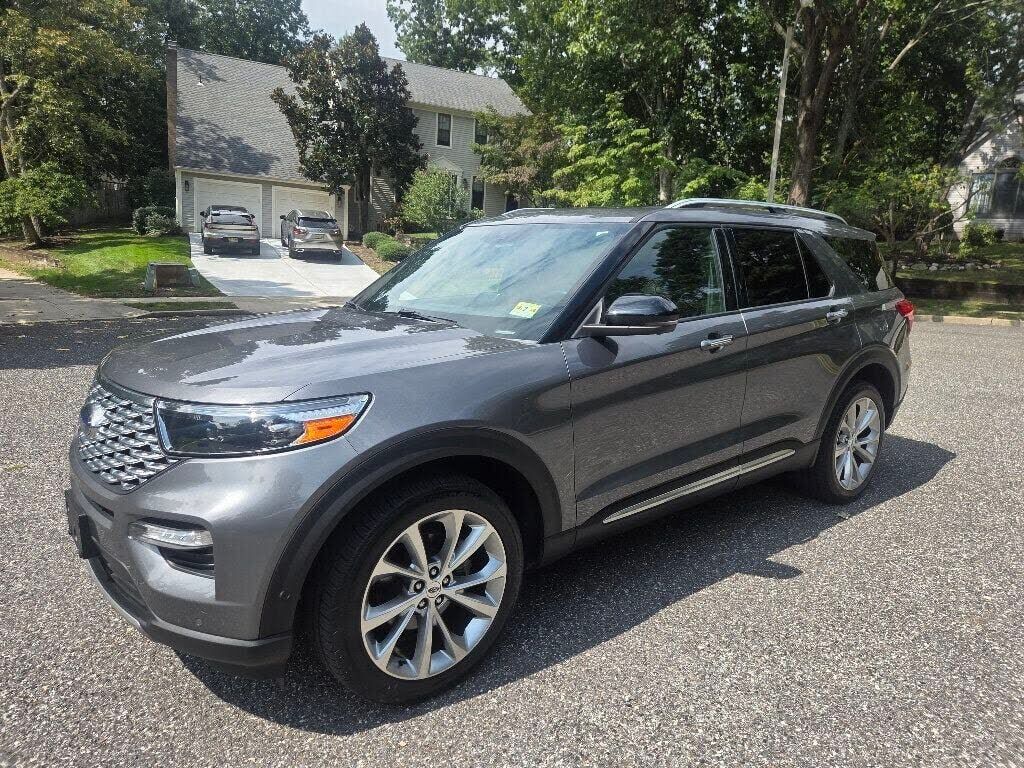 2021 FORD Explorer