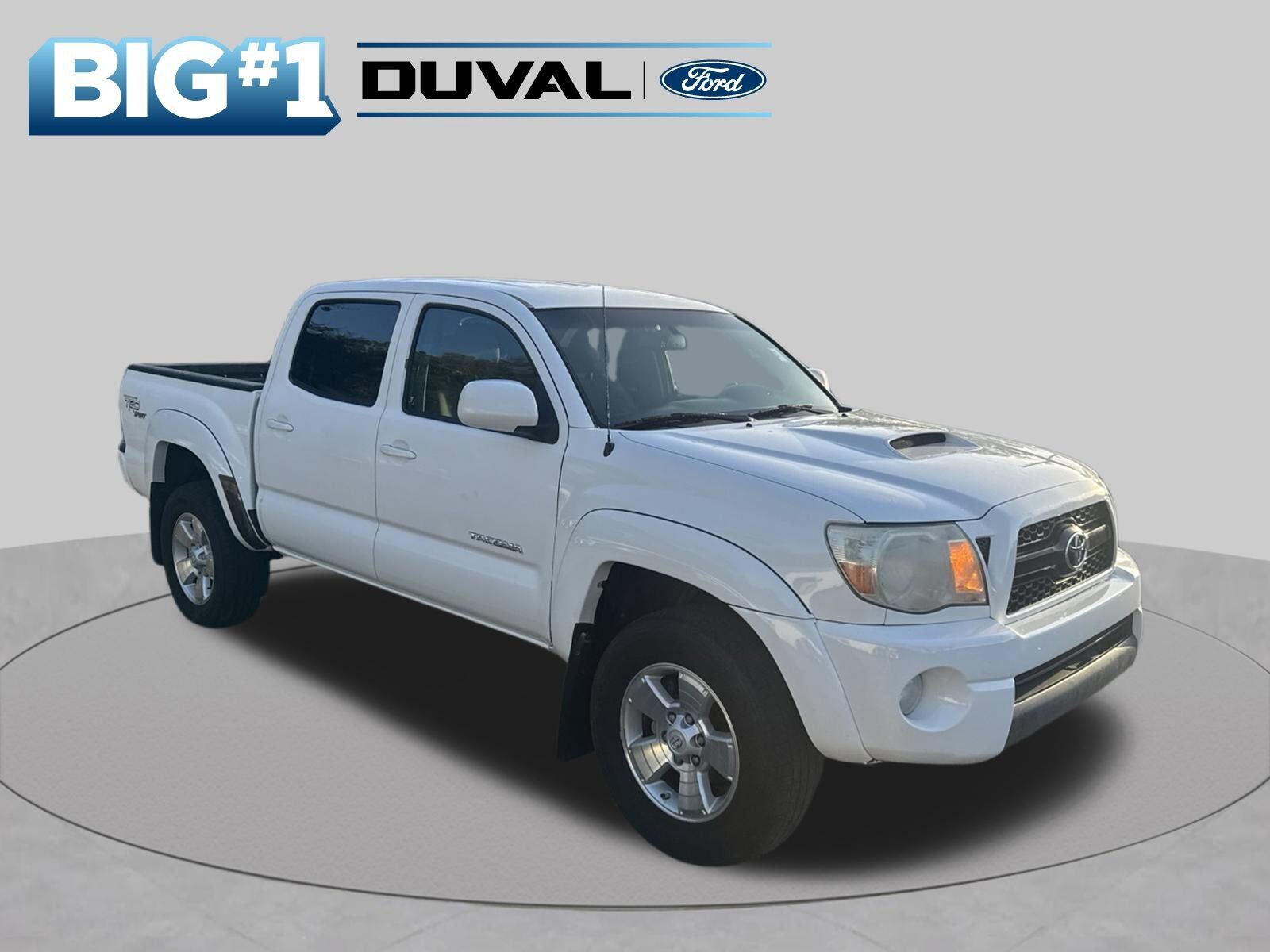 2011 TOYOTA Tacoma