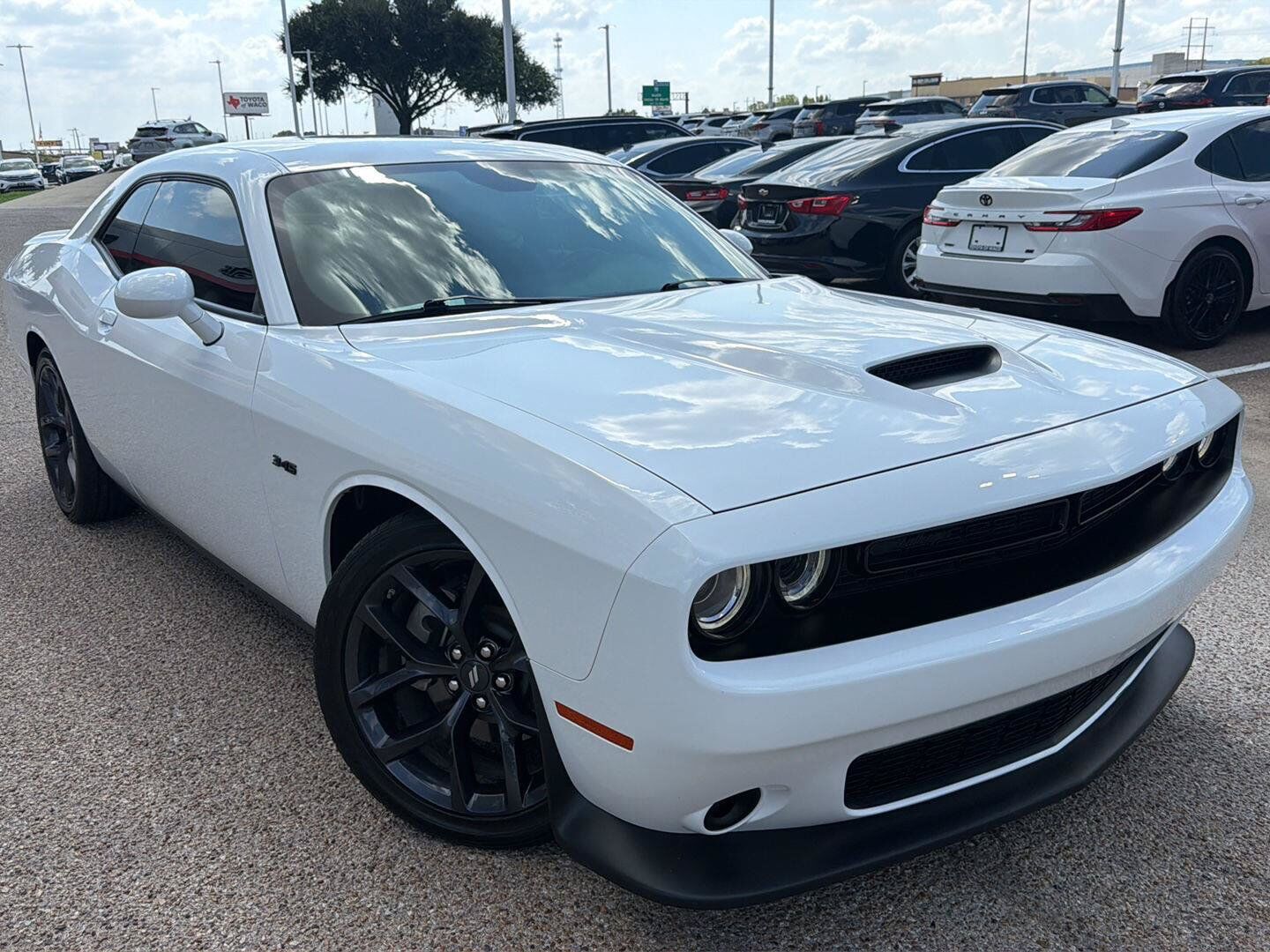 2023 DODGE Challenger