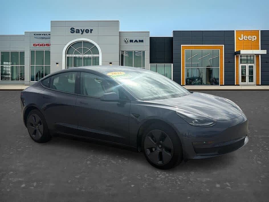 2021 TESLA Model 3