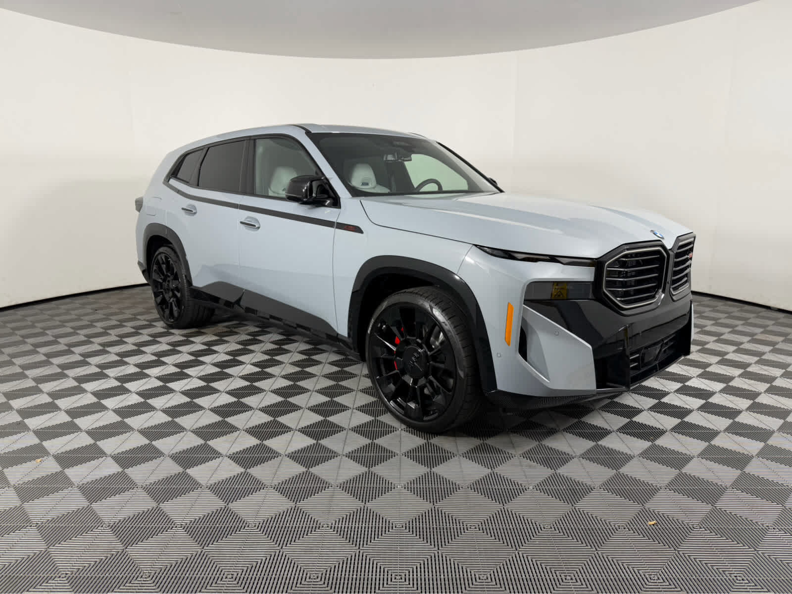 2026 BMW XM