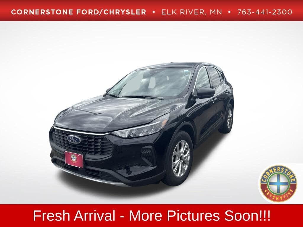 2024 FORD Escape