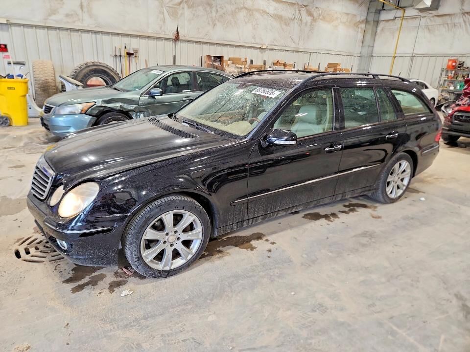2009 MERCEDES-BENZ E-Class