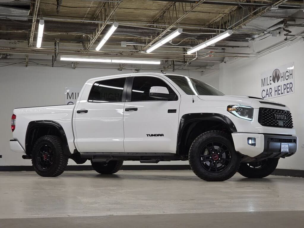 2019 TOYOTA Tundra