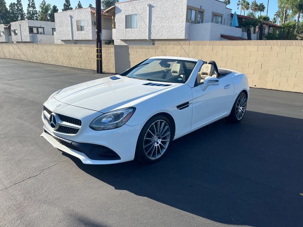 2017 Mercedes-Benz SLC-Class
