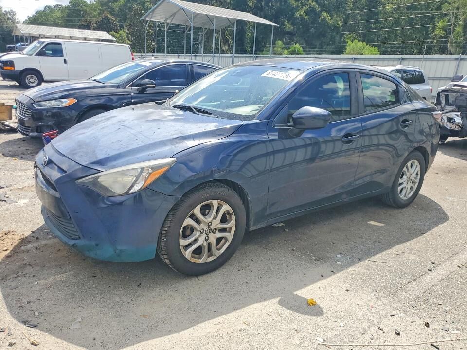 2018 TOYOTA Yaris