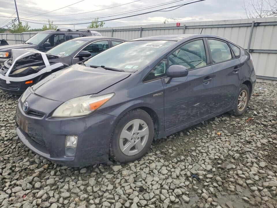 2011 TOYOTA PRIUS