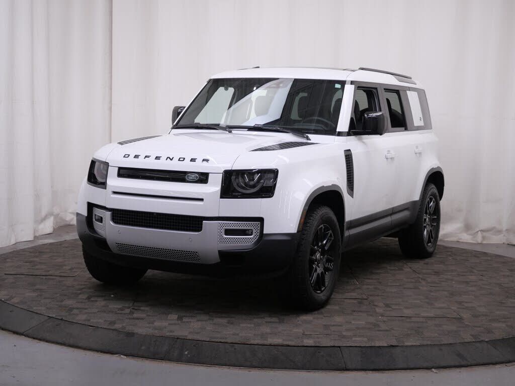 2024 LAND ROVER Defender