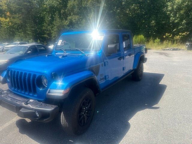 2023 JEEP Gladiator