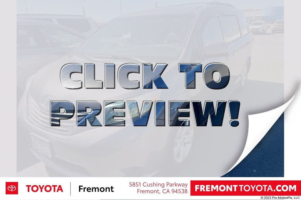 2015 TOYOTA Sienna