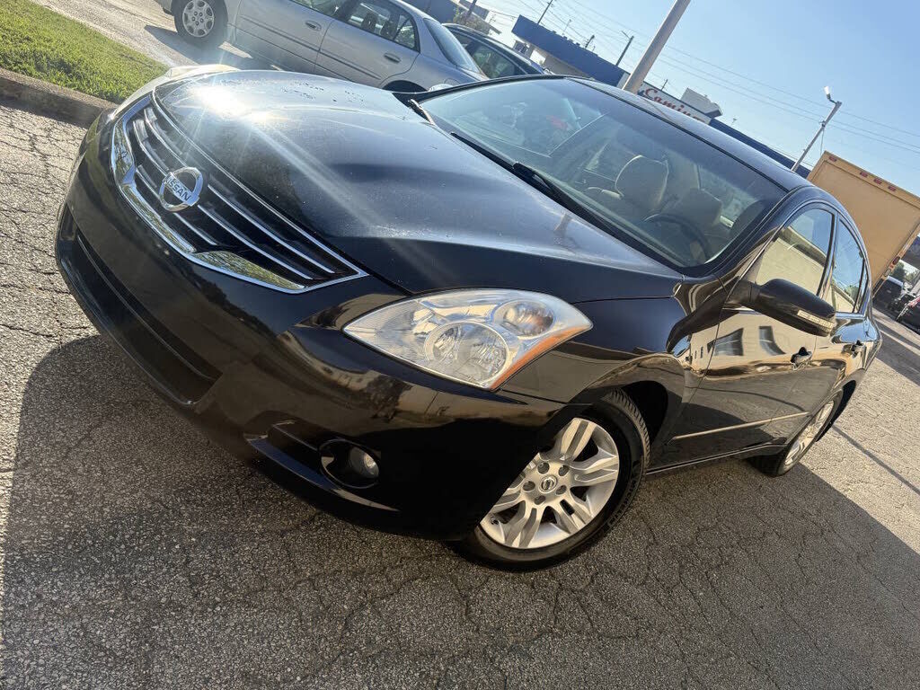 2011 NISSAN Altima