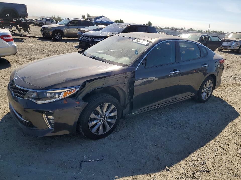 2018 KIA Optima