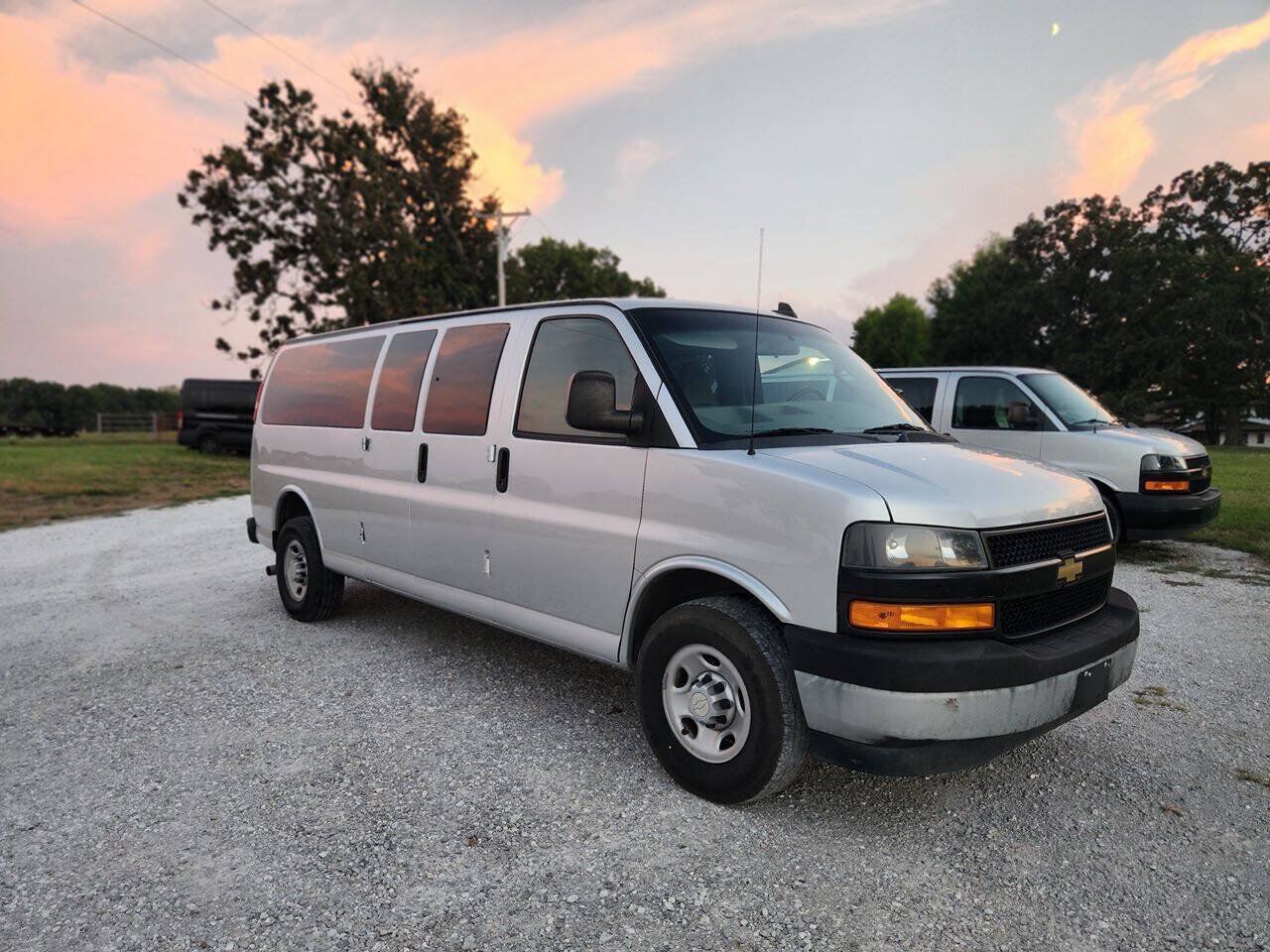 2019 CHEVROLET Express