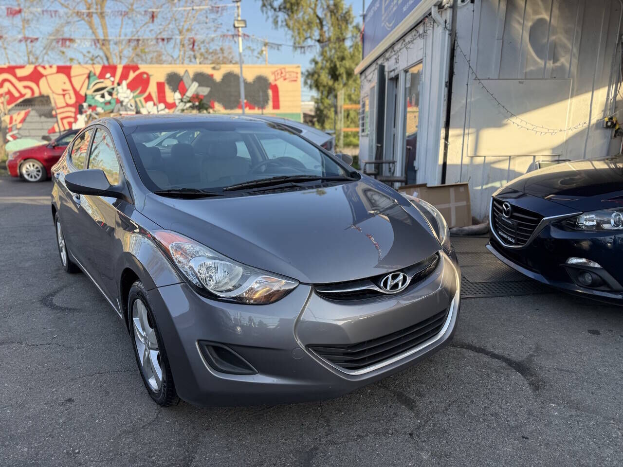 2011 HYUNDAI Elantra