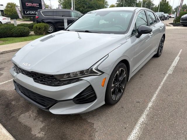 2022 KIA K5