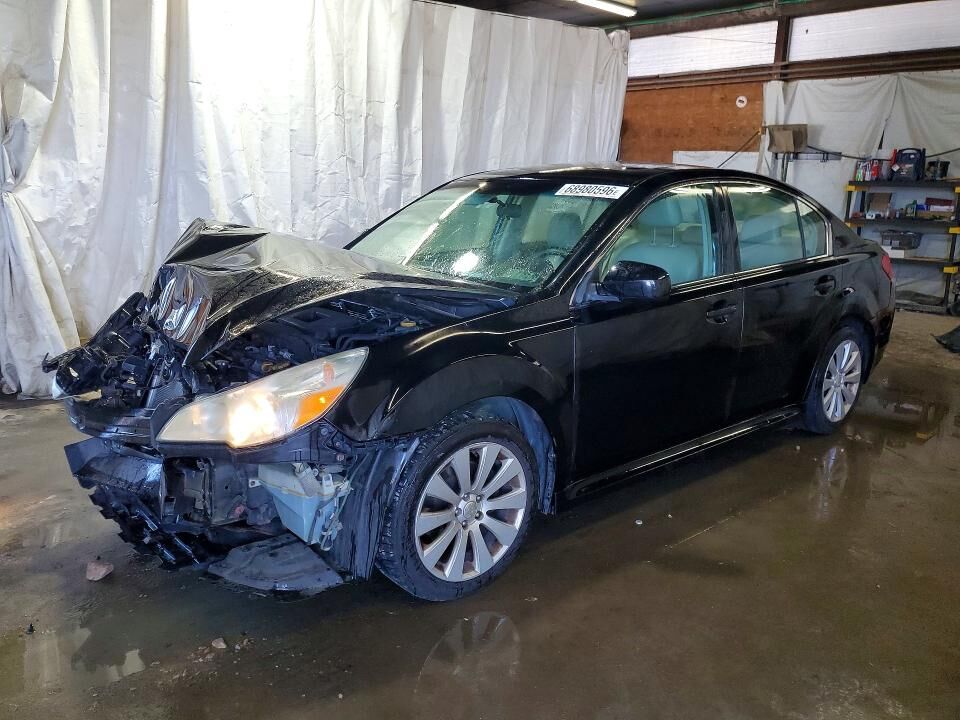 2011 SUBARU Legacy