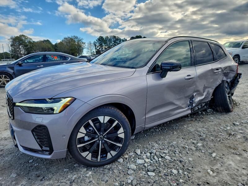 2026 VOLVO XC60