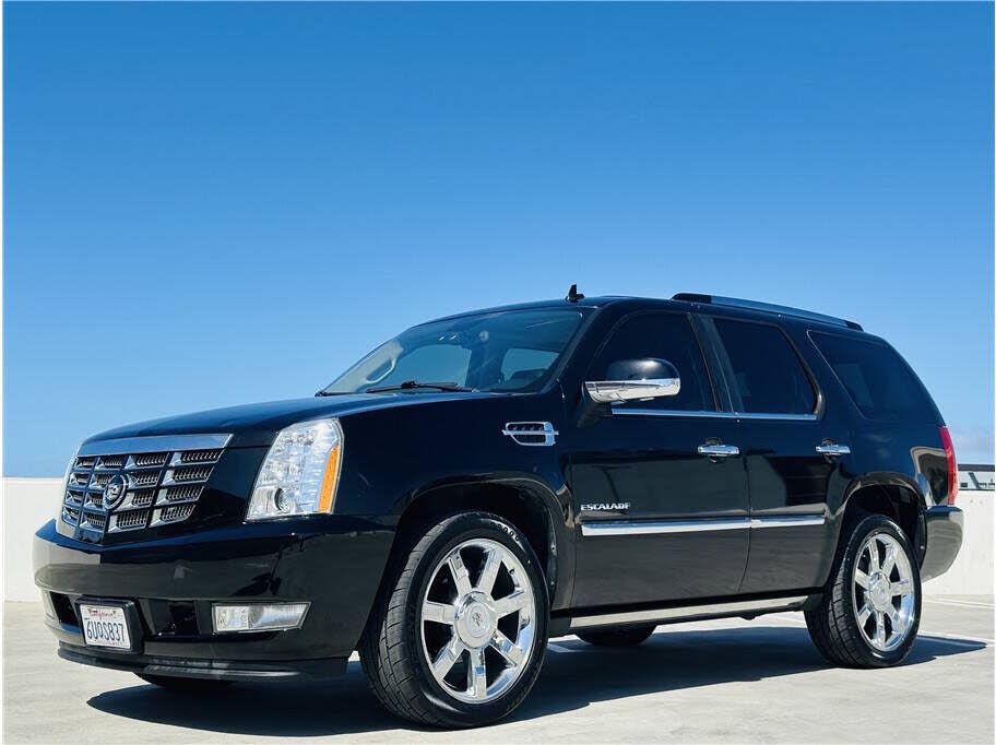 2011 CADILLAC Escalade