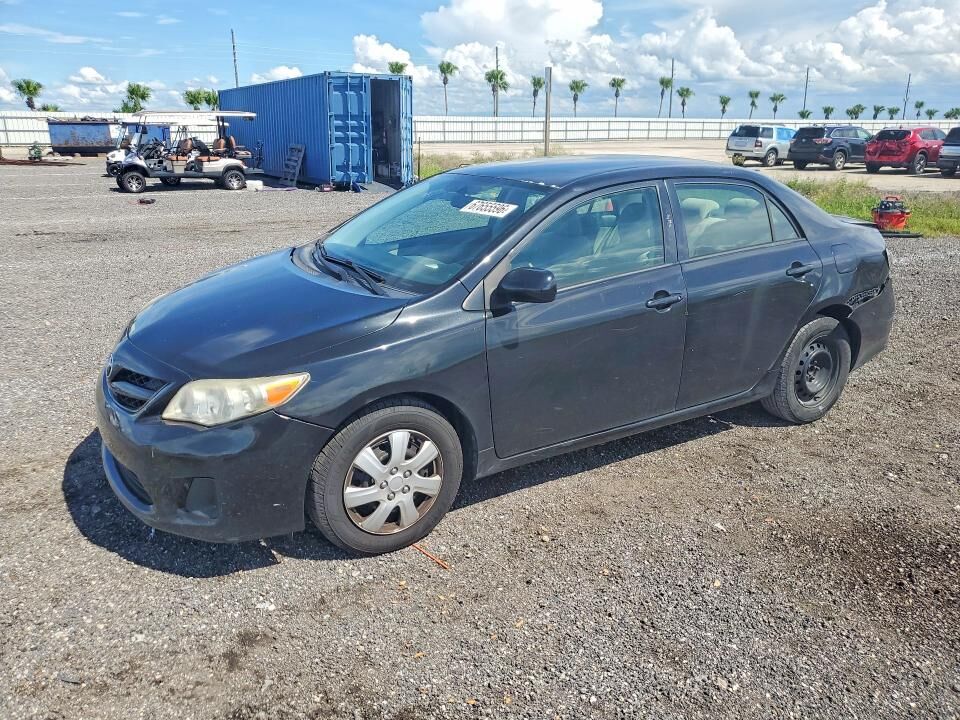 2011 TOYOTA Corolla