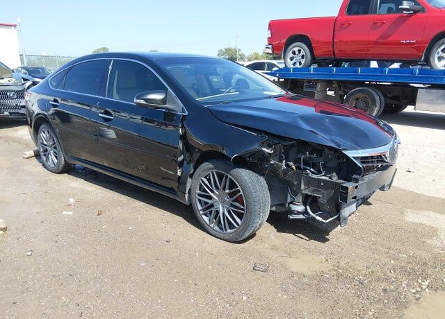 2013 TOYOTA Avalon