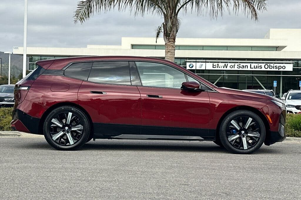 2023 BMW iX
