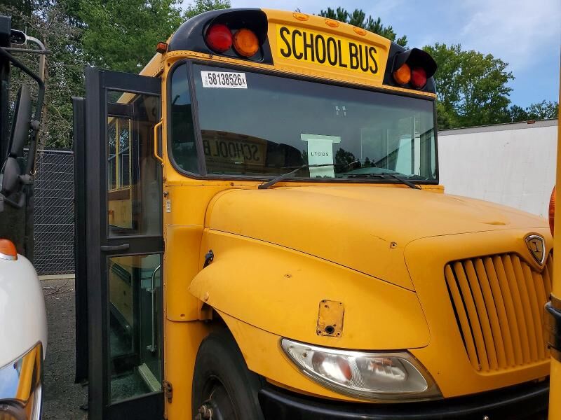 2015 IC BUS PB105