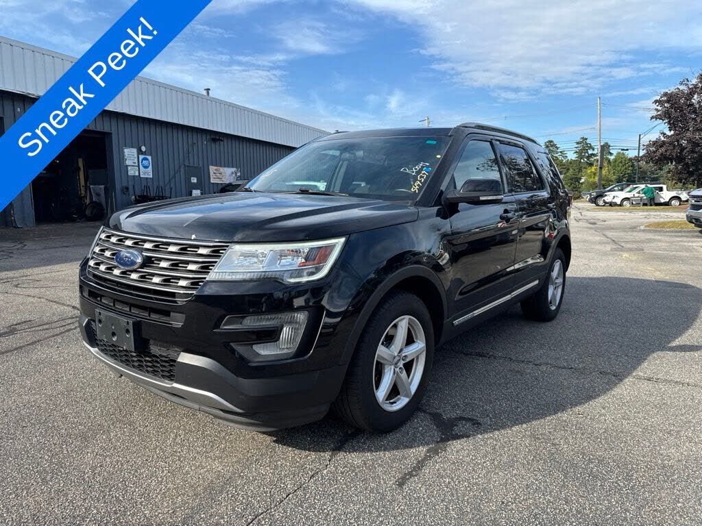 2017 FORD Explorer