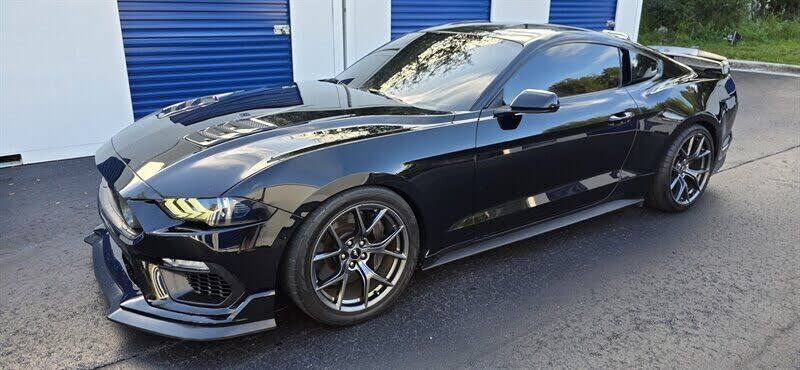 2019 FORD Mustang