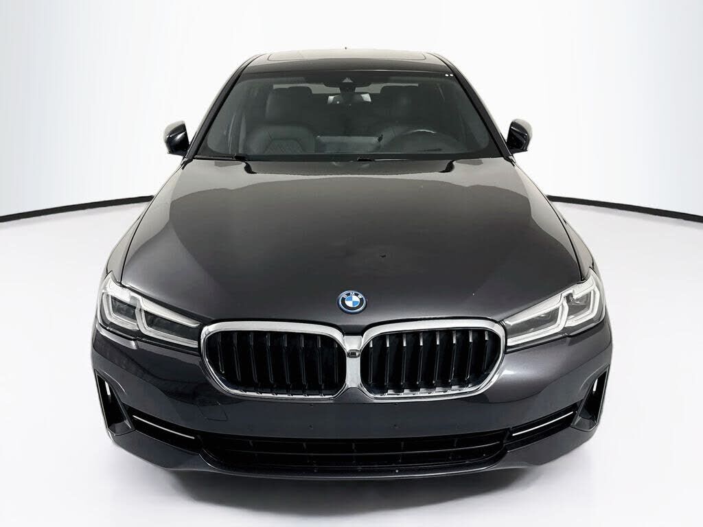 2022 BMW 530e