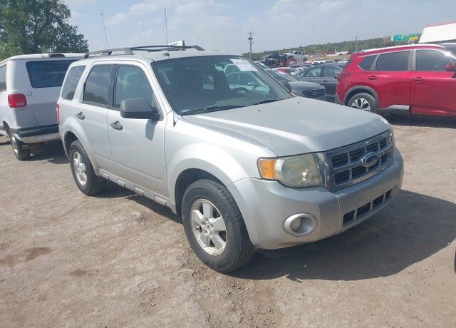 2009 FORD Escape