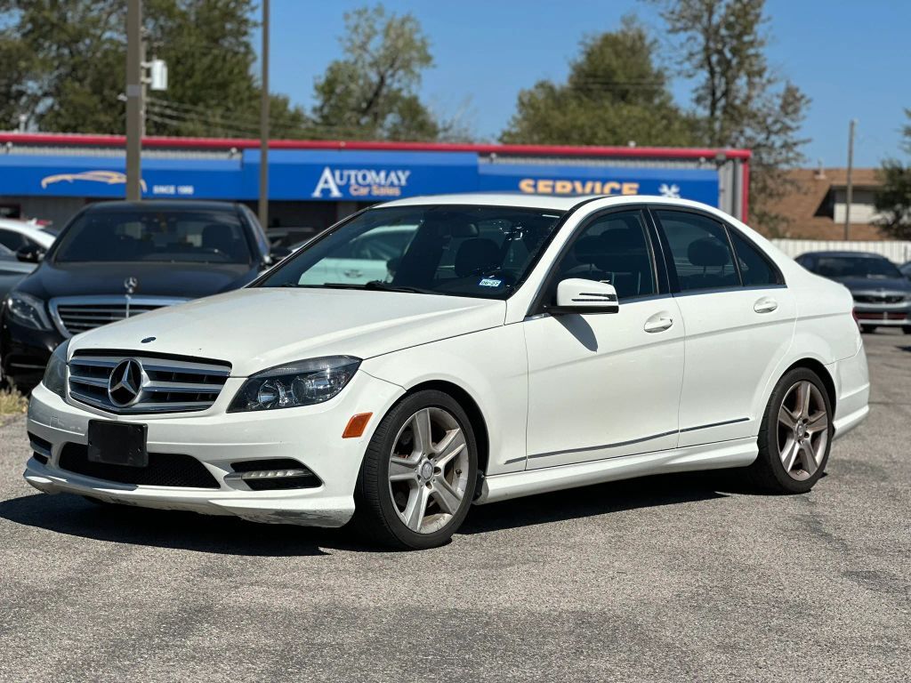 2011 MERCEDES-BENZ C-Class