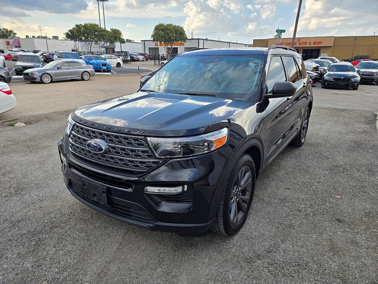 2021 FORD Explorer
