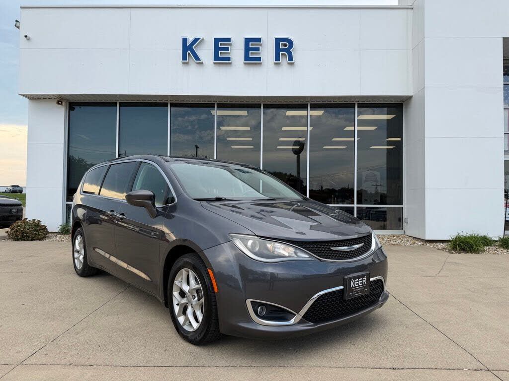2018 CHRYSLER Pacifica