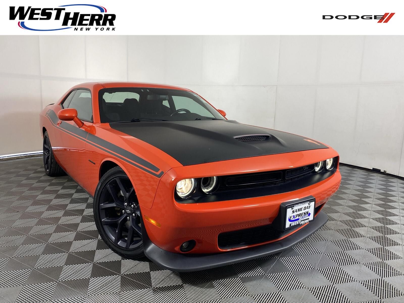 2021 DODGE Challenger