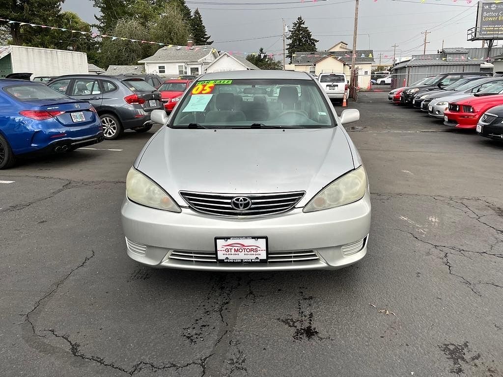 2005 TOYOTA Camry